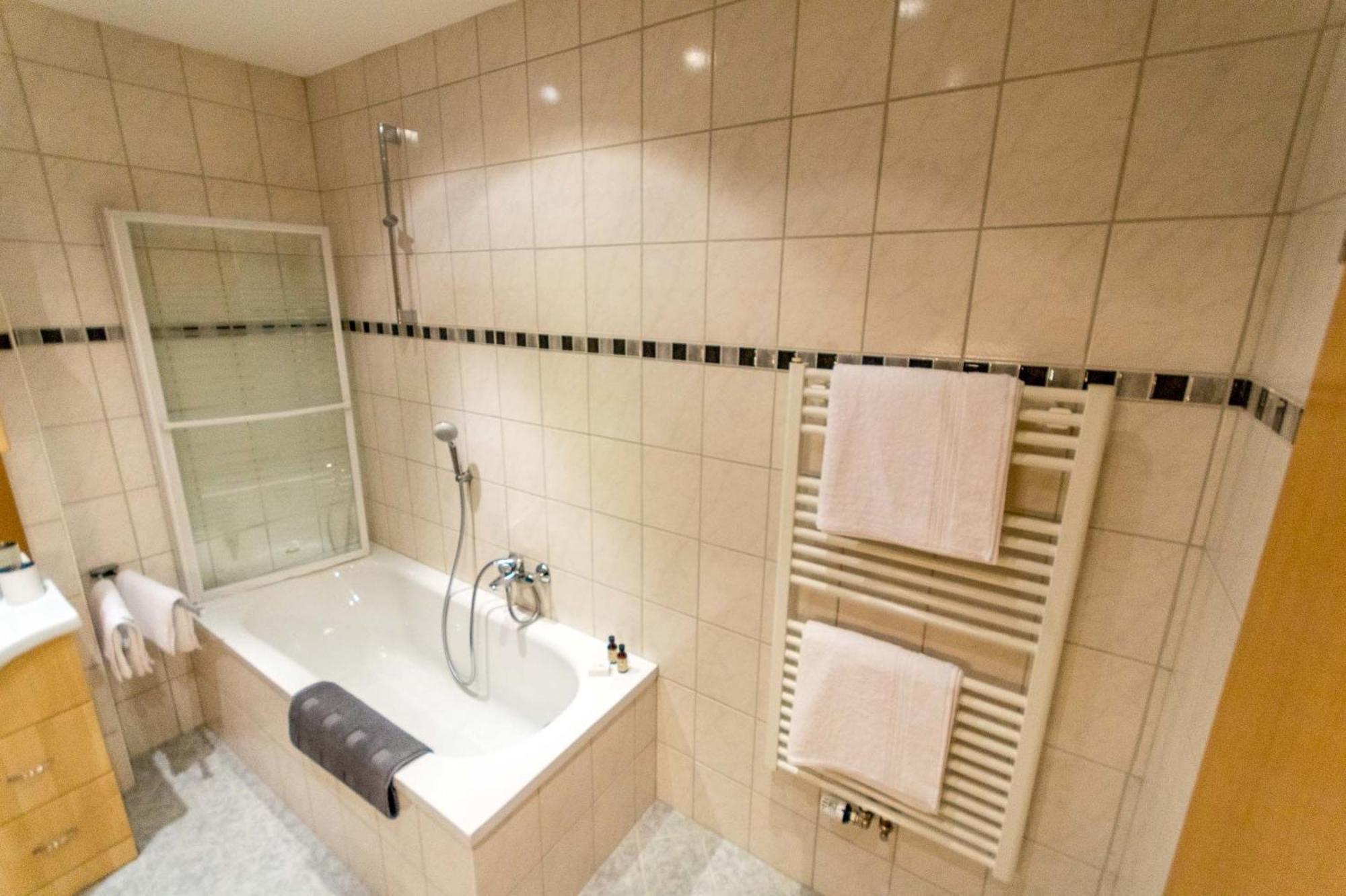 Ski-N-Lake City Apartments Zell am See Kamer foto