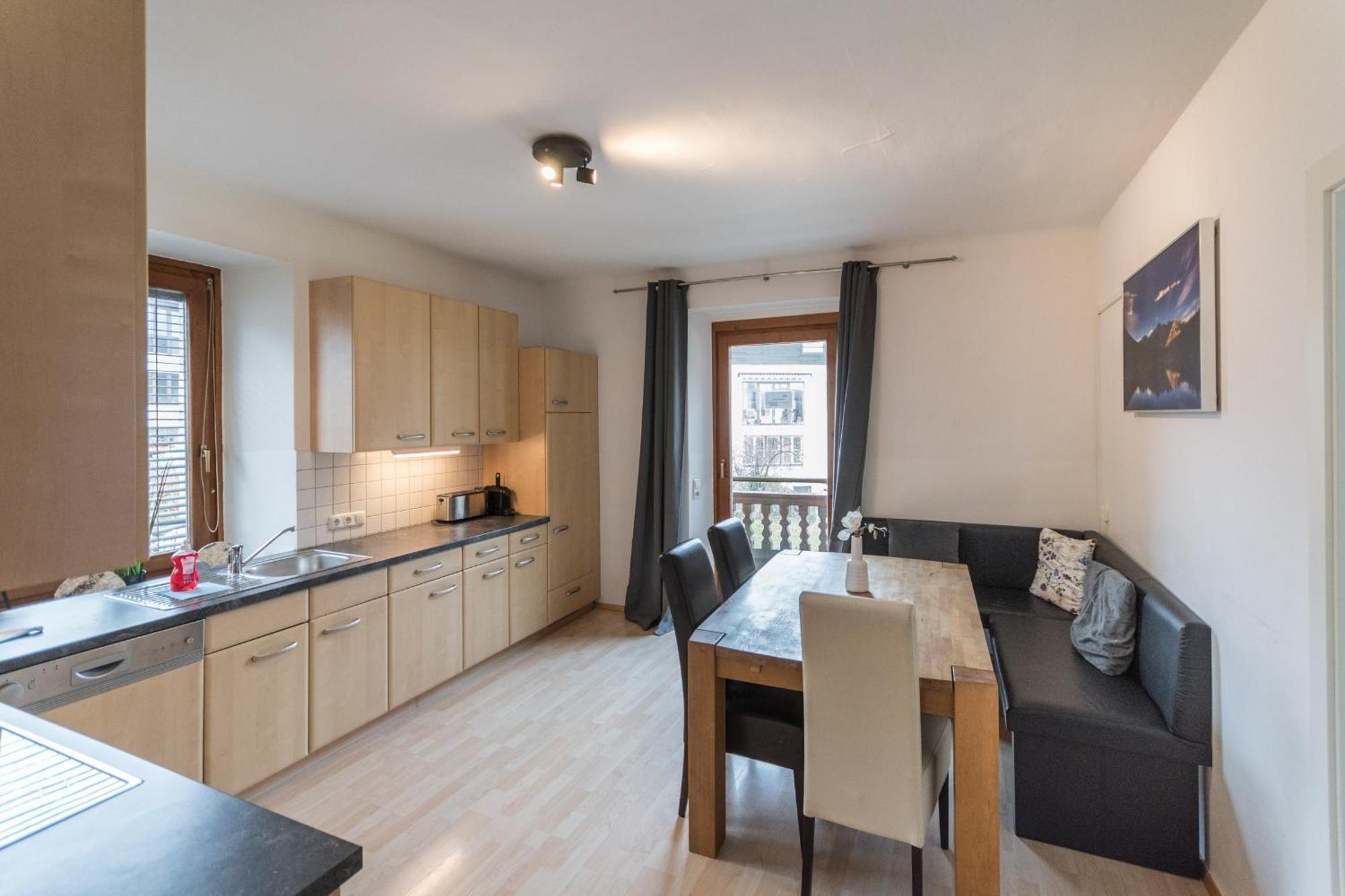 Ski-N-Lake City Apartments Zell am See Buitenkant foto
