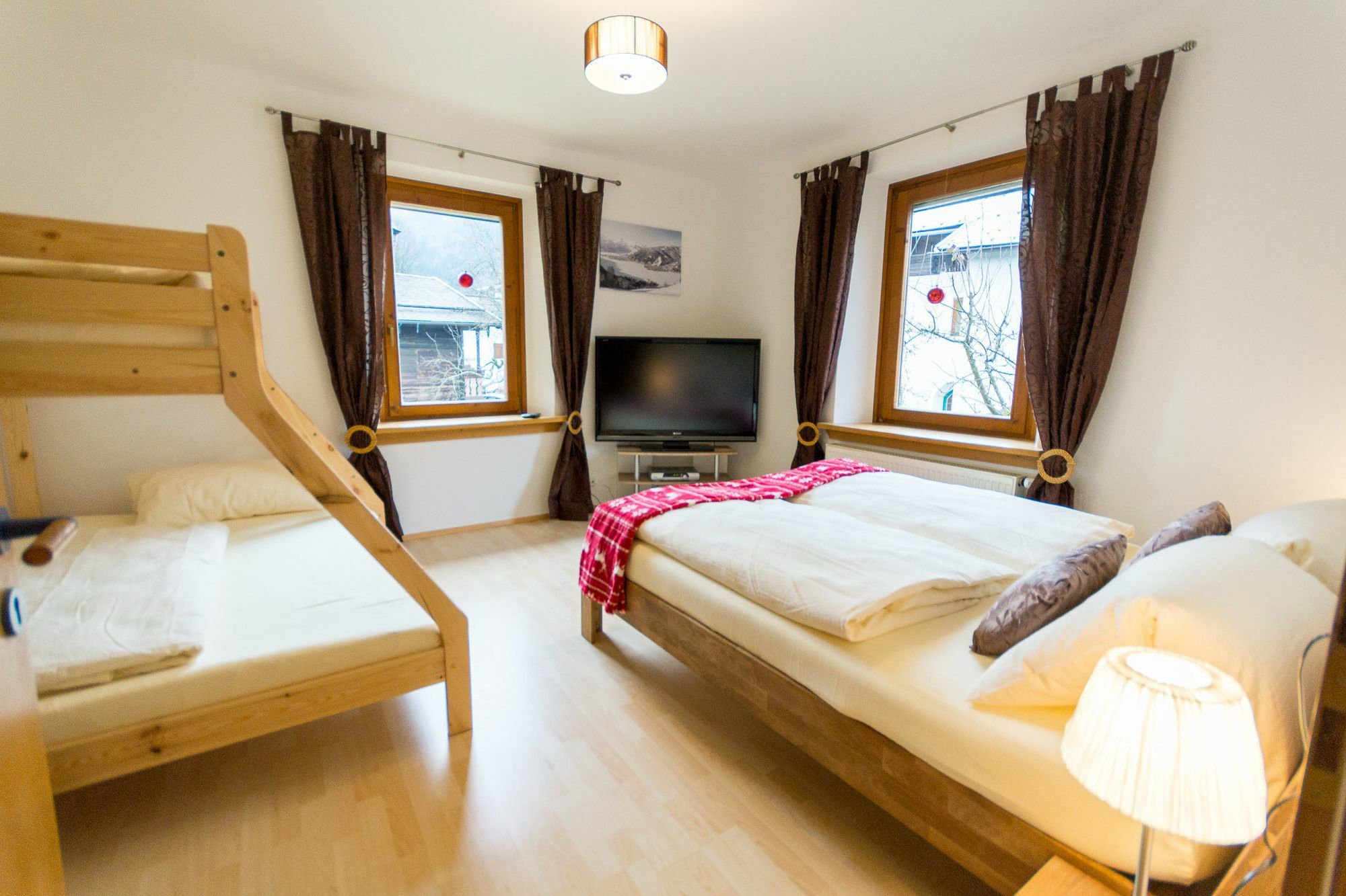 Ski-N-Lake City Apartments Zell am See Buitenkant foto